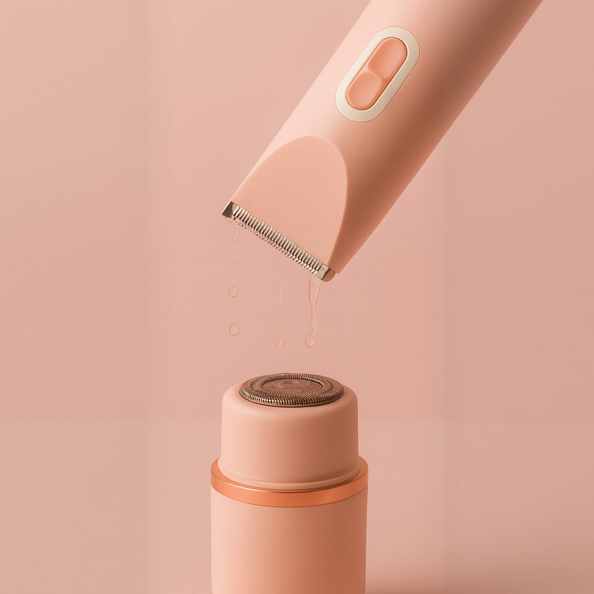 Sileä. Pehmeä. Itsevarma – Ilman Kipua. Nudelle™ Intiimialueiden Trimmeri